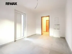 Prodej bytu 2+kk, Svoboda nad Úpou, Nádražní, 54 m2