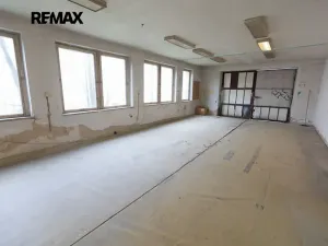 Prodej obchodního prostoru, Město Albrechtice, Míru, 1427 m2