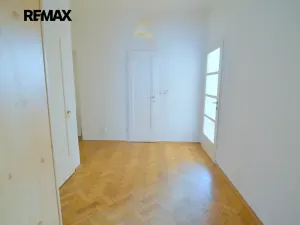 Pronájem bytu 3+1, Praha - Libeň, Pivovarnická, 78 m2