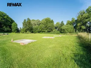 Prodej komerční nemovitosti, Chrášťany, 10917 m2