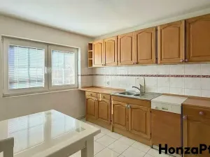 Prodej rodinného domu, Praha, 219 m2