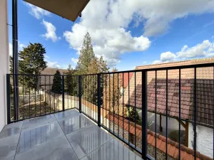 Prodej bytu 4+kk, Praha - Holyně, náměstí Pod lípou, 127 m2