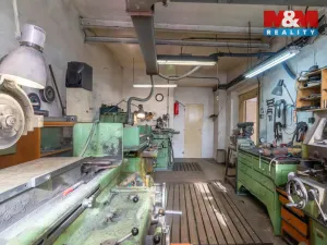 Prodej výrobních prostor, Bedihošť, Komenského, 180 m2
