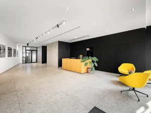 Pronájem obchodního prostoru, Praha - Holešovice, U Uranie, 500 m2