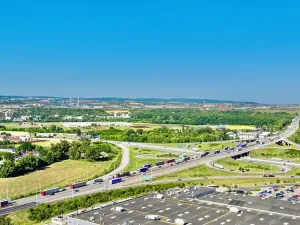 Prodej komerčního pozemku, Brno, Hněvkovského, 10000 m2