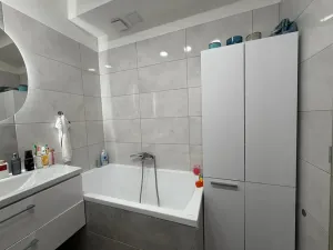 Prodej bytu 2+kk, Praha - Kyje, 68 m2