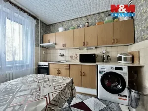 Prodej bytu 3+1, Uhlířské Janovice, 1. máje, 70 m2