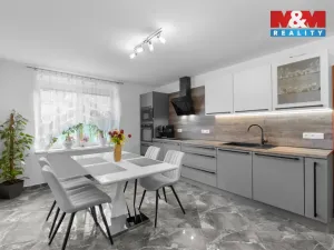 Prodej rodinného domu, Straky, 111 m2