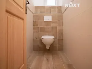 Prodej bytu 2+1, České Budějovice, Ant. Slavíčka, 64 m2