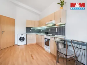 Pronájem bytu 2+kk, Liberec - Liberec VI-Rochlice, Nádvorní, 45 m2