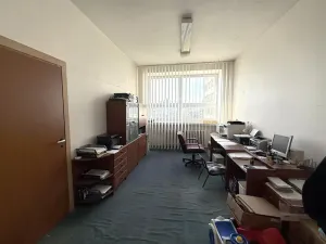 Pronájem kanceláře, Brno - Lesná, Nejedlého, 19 m2