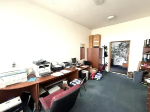 Pronájem kanceláře, Brno - Lesná, Nejedlého, 19 m2