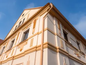 Prodej vícegeneračního domu, Chotiněves, 495 m2