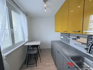 Pronájem bytu 2+1, Kralupy nad Vltavou, Dr. E. Beneše, 55 m2