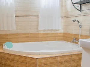 Prodej rodinného domu, Mirošov, Školní, 180 m2