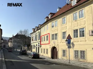 Prodej bytu 4+1, Praha - Malá Strana, Valdštejnská, 117 m2