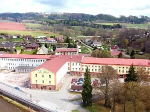 Pronájem skladu, Trutnov, Tovární, 1610 m2