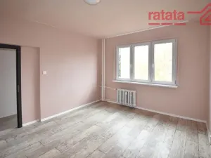 Pronájem bytu 2+1, Kadaň, Chomutovská, 56 m2