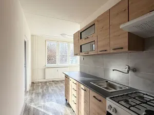 Pronájem bytu 3+1, Chomutov, Zahradní, 77 m2