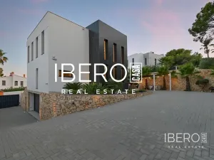 Prodej rodinného domu, Moraira, Španělsko, 350 m2