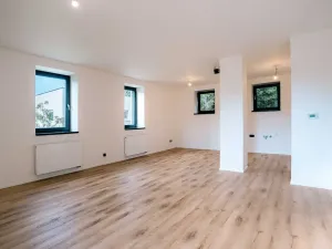 Prodej rodinného domu, Dolní Břežany, Na Zálepech, 150 m2