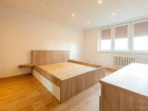 Pronájem bytu 1+1, Ostrava, Varenská, 36 m2