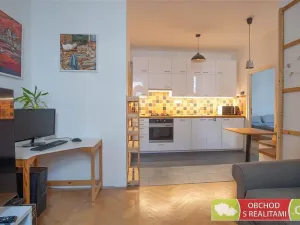 Prodej bytu 2+kk, Praha, U Uranie, 36 m2