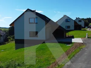 Pronájem rodinného domu, Jilemnice, 1025 m2