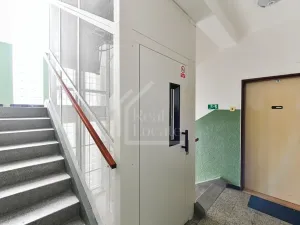 Prodej bytu 3+1, Praha - Vršovice, U Slavie, 72 m2