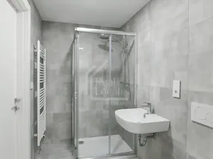 Prodej bytu 2+kk, Praha - Vysočany, V Předním Hloubětíně, 57 m2