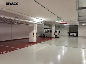 Pronájem bytu 1+kk, Praha - Modřany, Zlochova, 49 m2