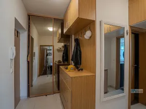 Pronájem bytu 2+kk, Zbuzany, Lomená, 45 m2