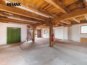 Prodej skladu, Syrovátka, 537 m2