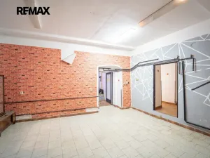 Prodej rodinného domu, Kutná Hora, Jungmannovo náměstí, 200 m2