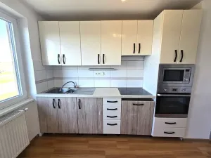 Prodej bytu 3+1, Koštice, 73 m2