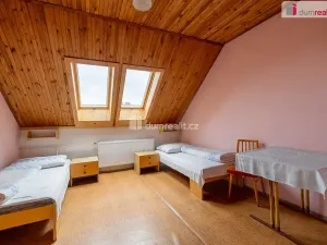 Prodej ubytování, Valeč, 43069 m2