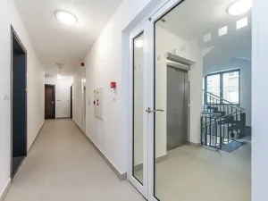 Prodej bytu 2+kk, Praha - Smíchov, Pod Barvířkou, 48 m2