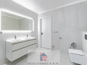 Pronájem rodinného domu, Praha - Komořany, Pod lesem, 127 m2