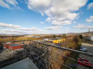 Prodej bytu 3+kk, Karlovy Vary, Dubová, 83 m2