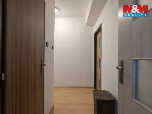 Prodej bytu 2+1, Praha, K louži, 46 m2