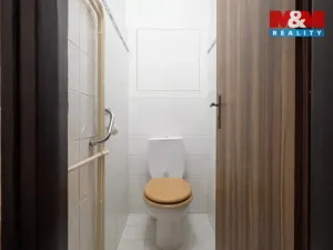 Prodej bytu 2+1, Praha, K louži, 46 m2