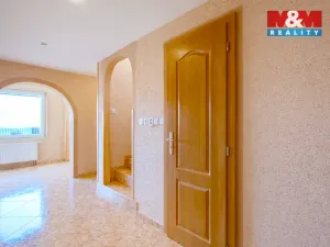 Prodej rodinného domu, Chrast - Podlažice, 280 m2