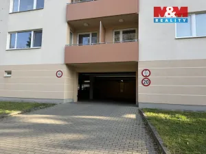 Prodej garáže, Zlín - Příluky, Dřevnická, 10 m2