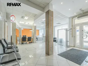 Pronájem kanceláře, Kladno, Osvoboz. pol. vězňů, 183 m2