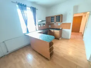 Pronájem bytu 4+kk, Ústí nad Labem, Šafaříkovo náměstí, 90 m2