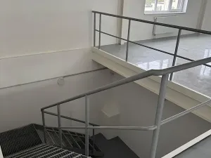 Pronájem skladu, Ostrov, 800 m2