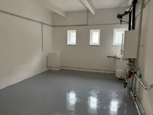 Pronájem skladu, Ostrov, 370 m2