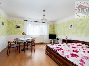 Prodej rodinného domu, Praha - Kbely, Benecká, 180 m2