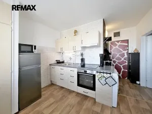 Prodej bytu 1+1, Praha - Letňany, Tupolevova, 32 m2