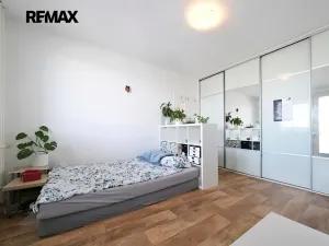 Prodej bytu 1+1, Praha - Letňany, Tupolevova, 32 m2